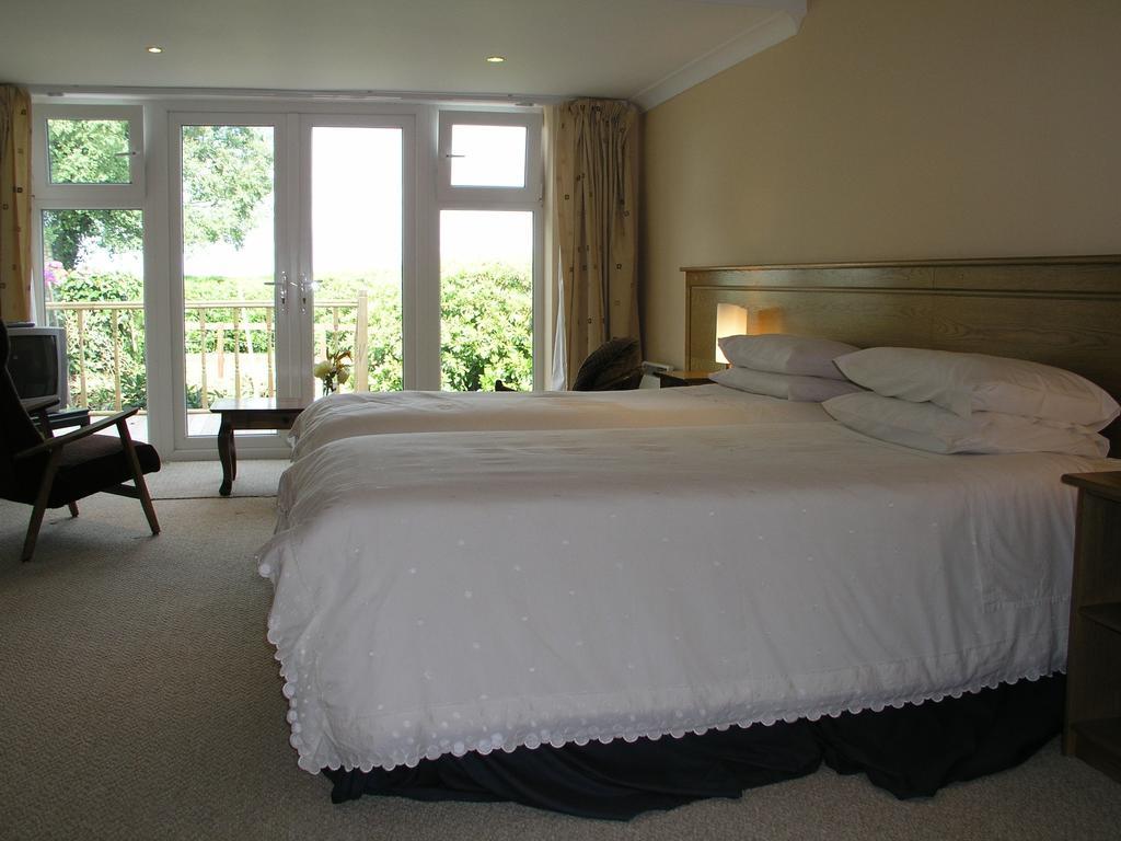 Lakeland Midsummer Lakehouse Oughterard Habitación foto